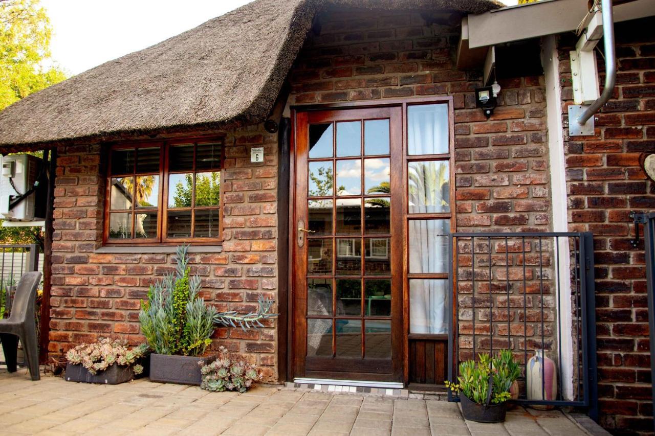 Melsetter'S Guesthouse Bloemfontein Exteriör bild