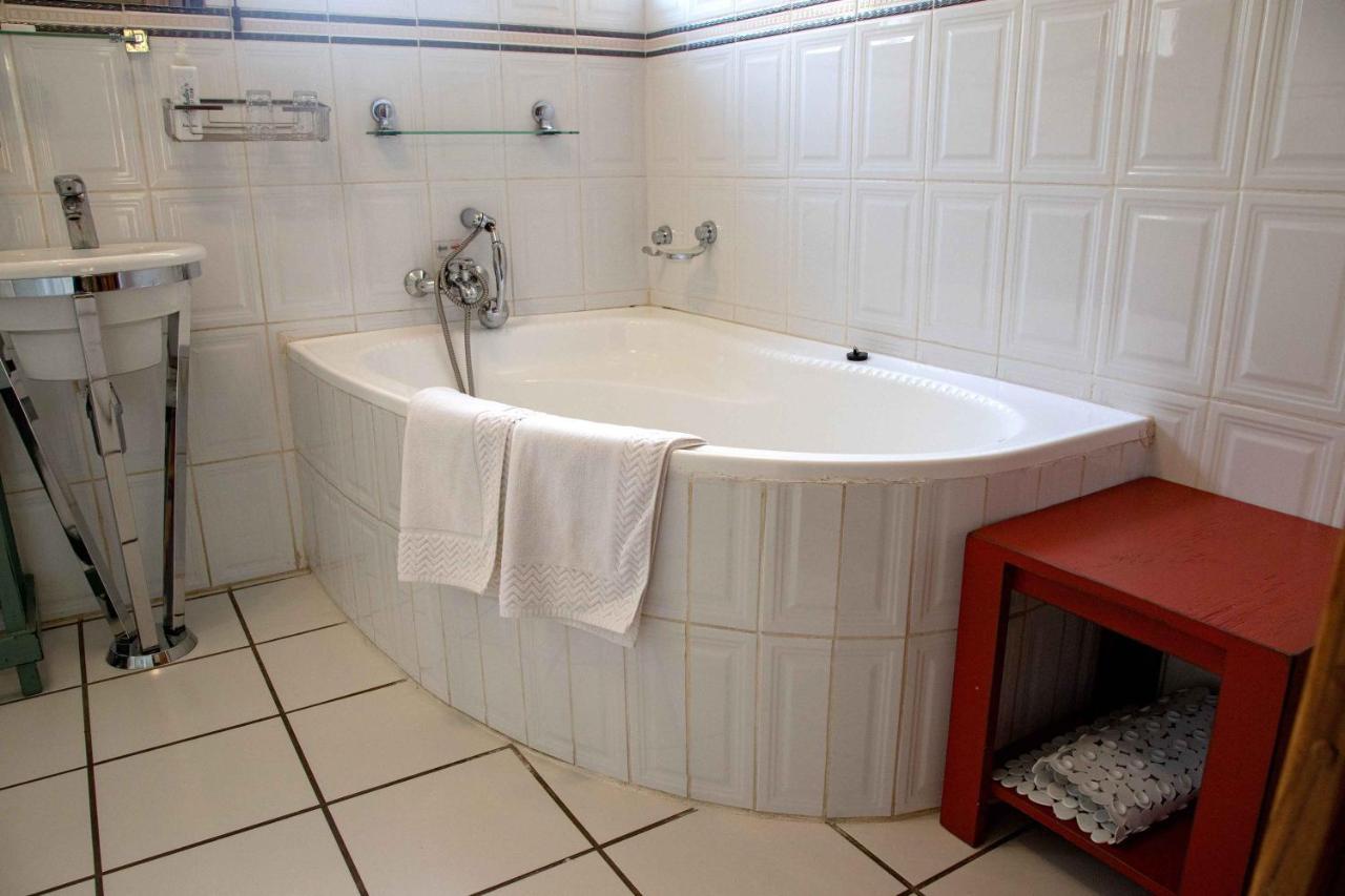 Melsetter'S Guesthouse Bloemfontein Exteriör bild