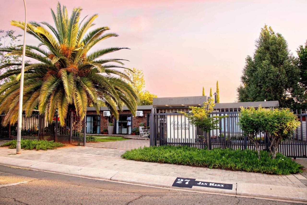 Melsetter'S Guesthouse Bloemfontein Exteriör bild