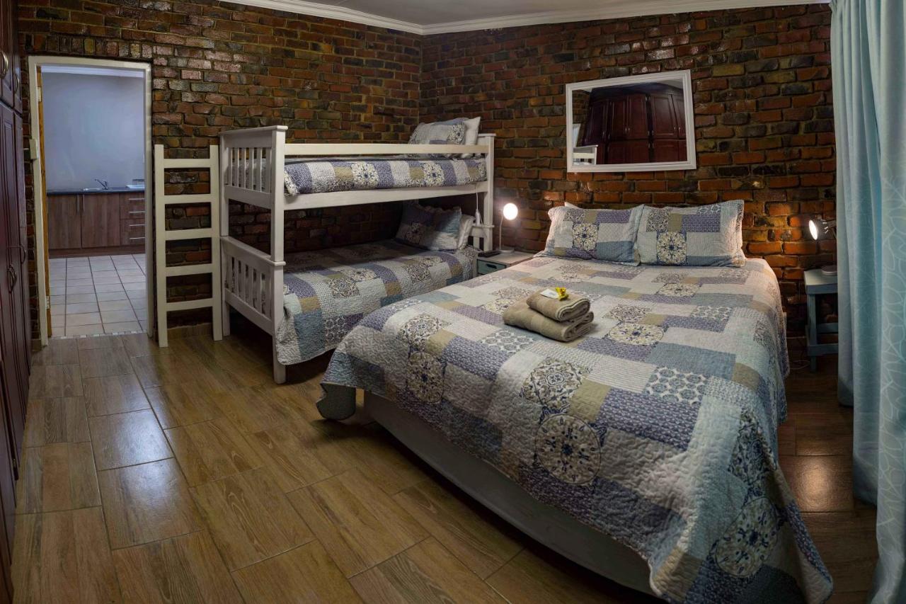 Melsetter'S Guesthouse Bloemfontein Exteriör bild